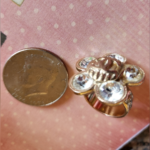 CHANEL y2k HTF Camelia Gold Gaudy Huge Chunky Rhinestone Flower Cocktail Ring 6 - Picture 14 of 15
